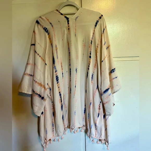 NWT BCBGeneration Blush Tie Dye Tassels Kimono - Picture 8 of 16